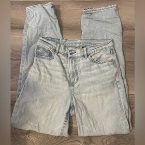 American Eagle Strigid High Rise Baggy Straight - Light Wash